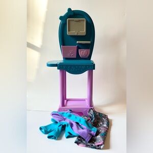 Our generation vet set with clothes and accessories